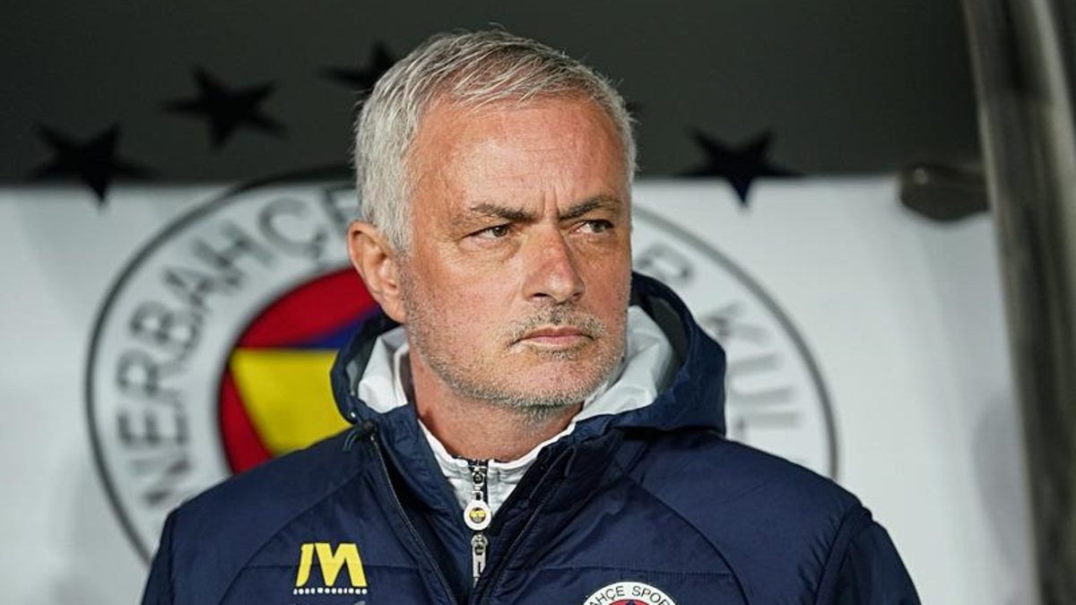 TRANSFER HABERLERİ | Fenerbahçe'de Jose Mourinho takımda kalırsa o yıldız yolcu!