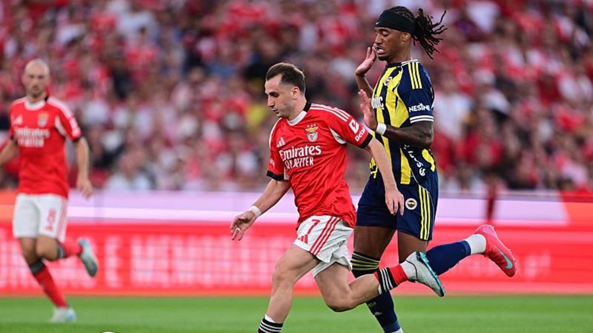 Fenerbahçe'de Kerem Aktürkoğlu transferinin detayları belli oldu! İşte Galatasaray'ın alacağı pay Fenerbahçe'de Kerem Aktürkoğlu transferinin detayları belli oldu! İşte Galatasaray'ın alacağı pay