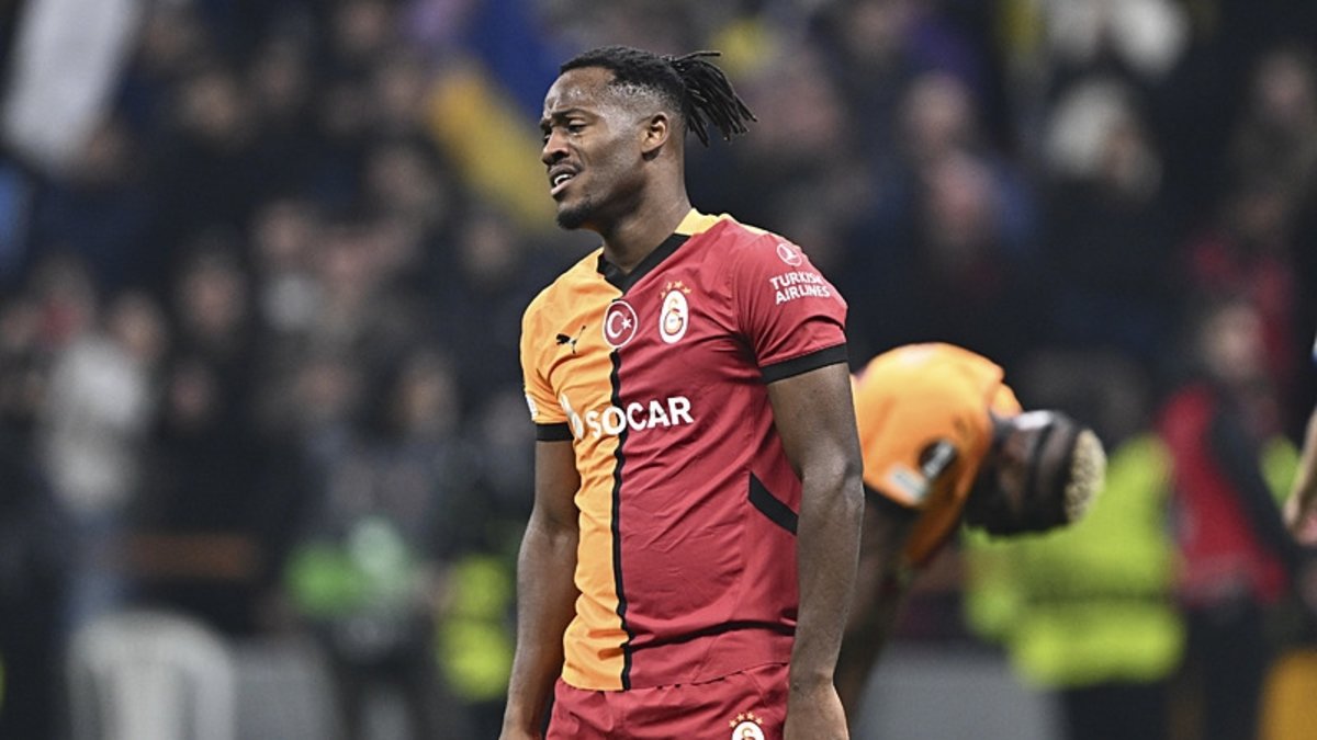 Galatasaray’da Batshuayi’nin ayrılığı gündemde! Eintracht Frankfurt’la görüşmeler başladı Galatasaray’da Batshuayi’nin ayrılığı gündemde! Eintracht Frankfurt’la görüşmeler başladı