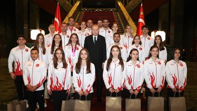 Başkan Recep Tayyip Erdoğan milli sporcuları kabul etti