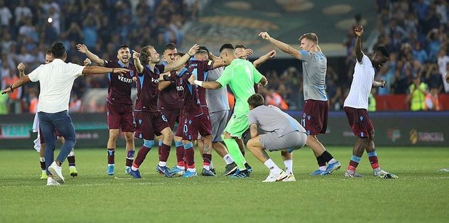 TRABZONSPOR 2-1 SPARTA PRAG | MAÇ SONUCU (ÖZET)