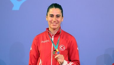 Son dakika spor haberi: Milli karateci Meltem Hocaoğlu Akyol altın madalya kazandı!