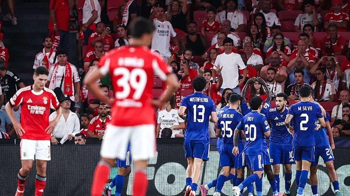 Benfica 2-3 Karabağ (MAÇ SONUCU ÖZET) | UEFA Şampiyonlar Ligi Benfica 2-3 Karabağ (MAÇ SONUCU ÖZET) | UEFA Şampiyonlar Ligi