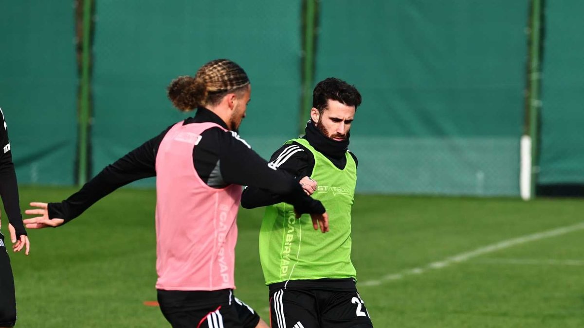 Beşiktaş'ta Rafa Silva gelişmesi! Jose Mourinho...