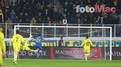 İşte Fenerbahçe’de düşüşe sebebiyet veren hatalar