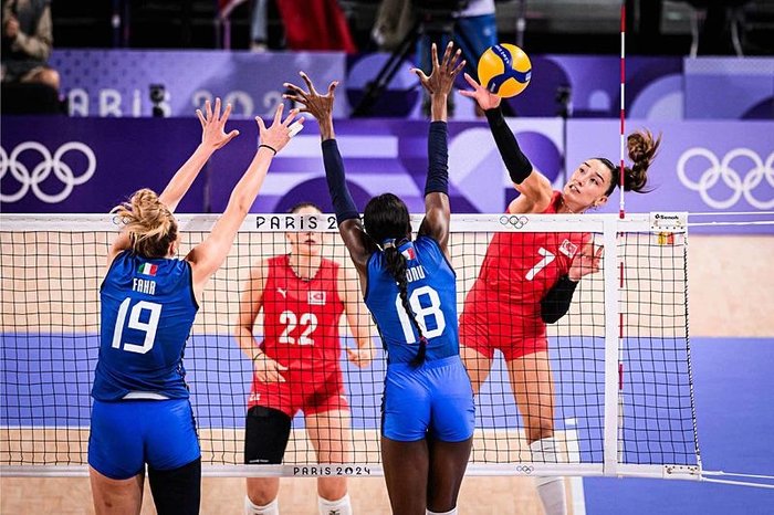 cin-turkiye-maci-canli-izle-cin-turkiye-voleybol-maci-saat-kacta-hangi-kanalda-paris-2024-ceyrek-final-1722919539652.jpeg