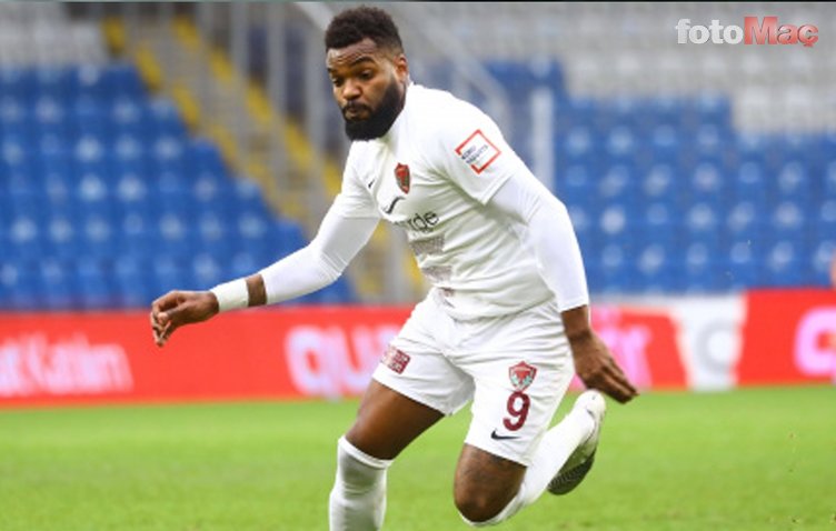 Son dakika spor haberi: Fenerbahçe pişman olmuştu! Aaron Boupendza Galatasaray'da