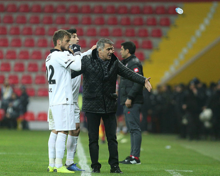 Mac Sonucu Ankaragucu 1 4 Besiktas Macin Genis Ozeti Son Dakika Besiktas Haberleri Fotomac