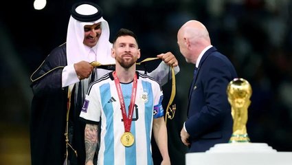 Lionel Messi'nin giydiği kaftana 1 milyon dolar