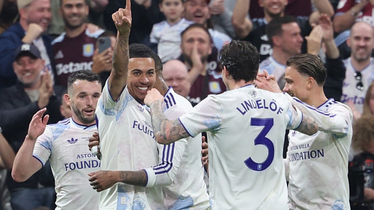 UEFA Avrupa Ligi şampiyonu Aston Villa!