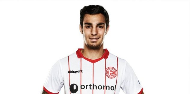 Galatasaray ve Beşiktaş istiyordu, imzayı attı...