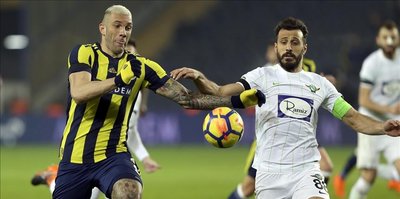 Fenerbahce lost 2-3 at home to Akhisarspor