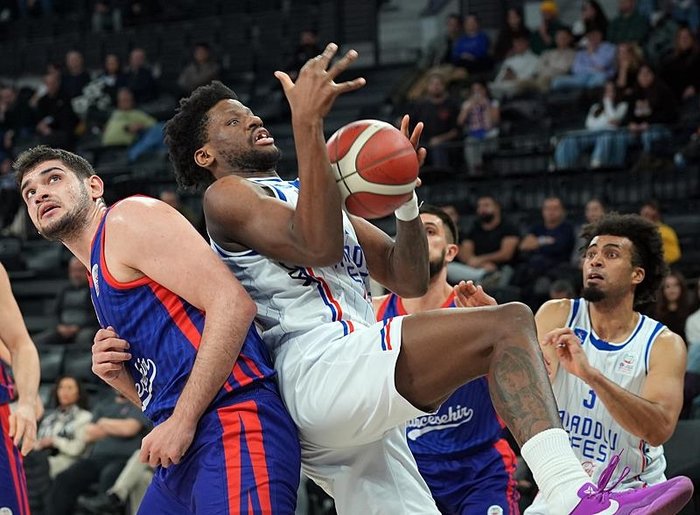 anadolu-efes-kizilyildiz-maci-canli-izle-anadolu-efes-kizilyildiz-basketbol-maci-saat-kacta-hangi-kanalda-thy-1734504617628.jpeg