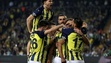 Fenerbahçe'den Beşiktaş derbisi öncesi taraftara açık antrenman!