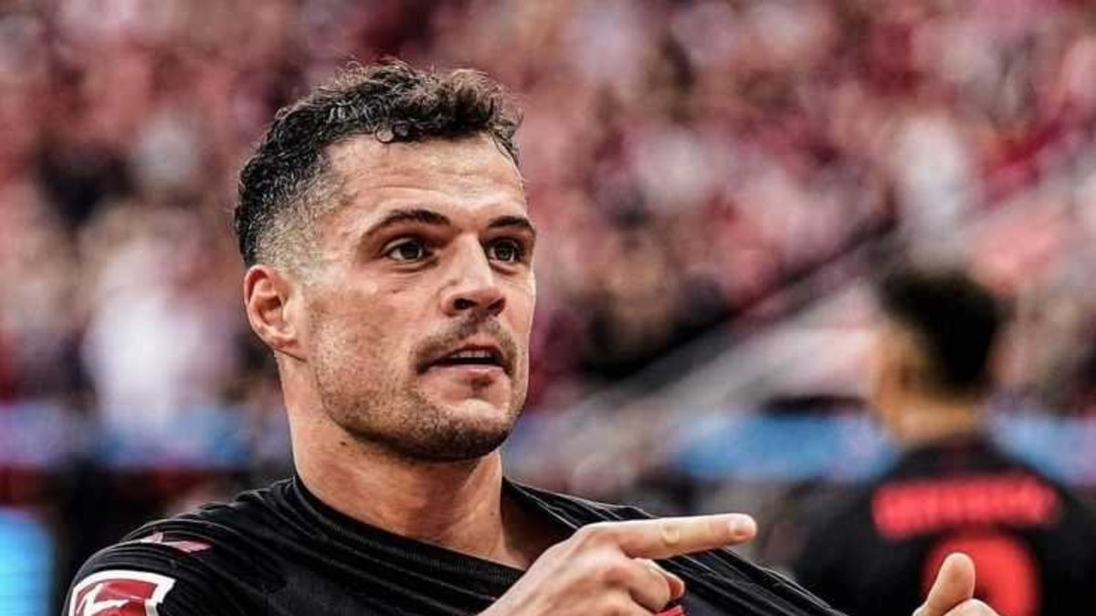 Xhaka’ya görüntülü mesaj Xhaka’ya görüntülü mesaj