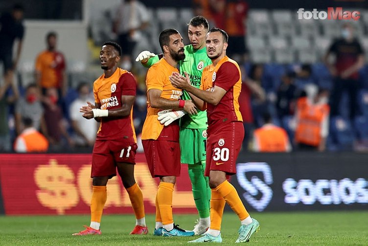Son dakika spor haberi: Galatasaray'dan transfer bombası! Japhet Tanganga için teklif yapıldı (GS spor haberi)