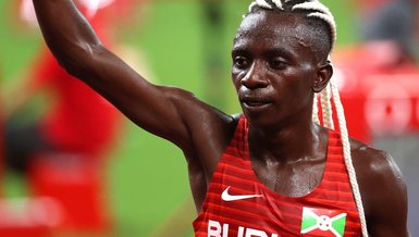 Burundili atlet Francine Niyonsaba dünya rekoru kırdı