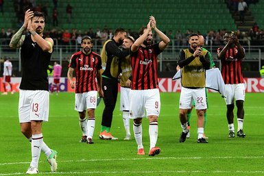 Milan 3-1 Olympiakos 4 Ekim 2018 UEFA Avrupa Ligi maçı