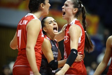 FIVB Kadınlar Dünya Voleybol Şampiyonası’nda Türkiye İtalya’ya 3-0 yenilde