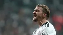 Caner engelleri kaldırdı