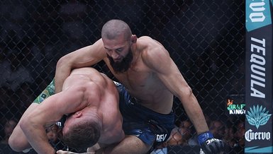 UFC'nin yeni orta sıklet şampiyonu Khamzat Chimaev!