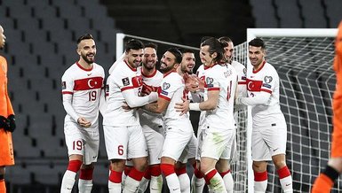 Son dakika spor haberi: İşte A Milli Takım'ın EURO 2020 şarkısı! Mustafa Sandal, Derya Uluğ ve Eypio... | İZLEYİN
