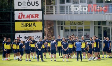 Fenerbahçe’yi üzen Kolarov gelişmesi! 1+1 yıllık...