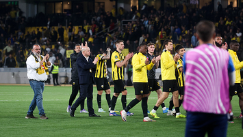 AEK’yı şampiyon yaptılar