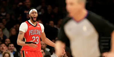 Anthony Davis'ten Knicks'e karşı 48 sayı