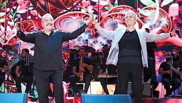 İstanbul Yeditepe konserlerine Cengiz Kurtoğlu ve Ümit Besen damga vurdu!