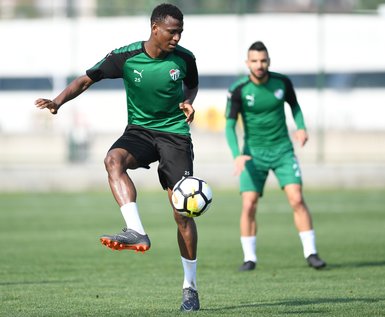 Bursaspor’da Sow geri döndü