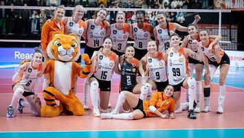 Eczacıbaşı set vermedi