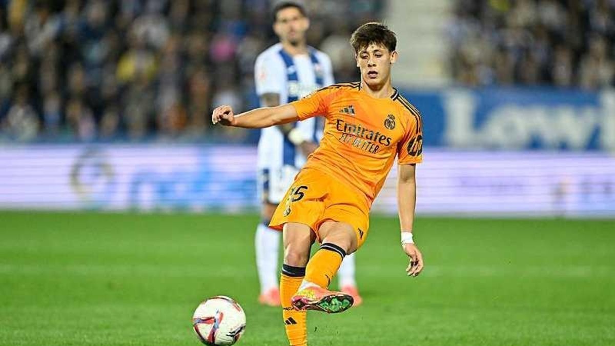 TRANSFER HABERLERİ | Dünya devlerinin gözü Arda Güler'in üzerinde! İşte milli yıldıza talip olan 3 takım TRANSFER HABERLERİ | Dünya devlerinin gözü Arda Güler'in üzerinde! İşte milli yıldıza talip olan 3 takım