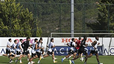 14 futbolcuyla idman