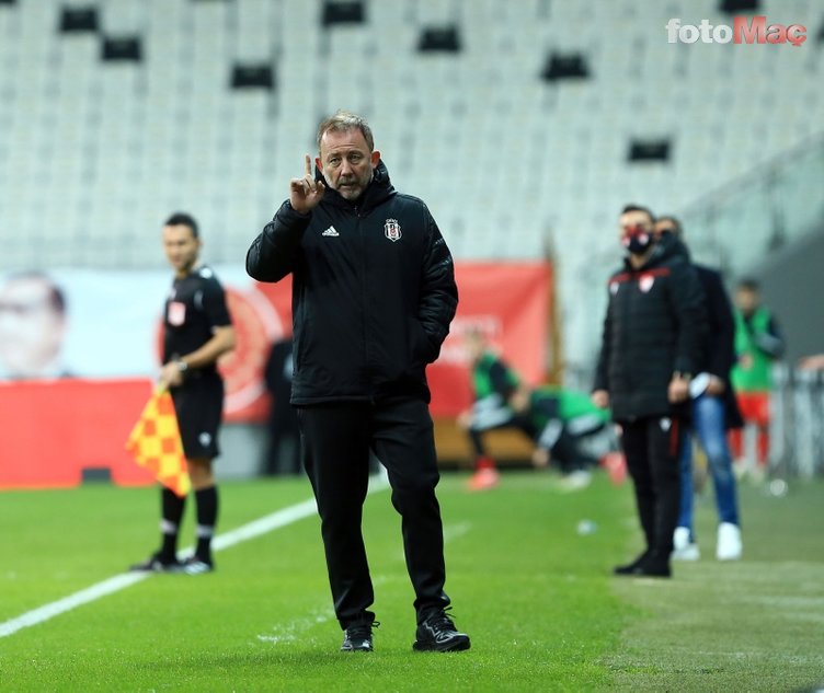 Usta yazardan Beşiktaş-Tarsus İdman Yurdu maçı yorumu! "Sergen Yalçın bu konuya mutlaka el atmalı"