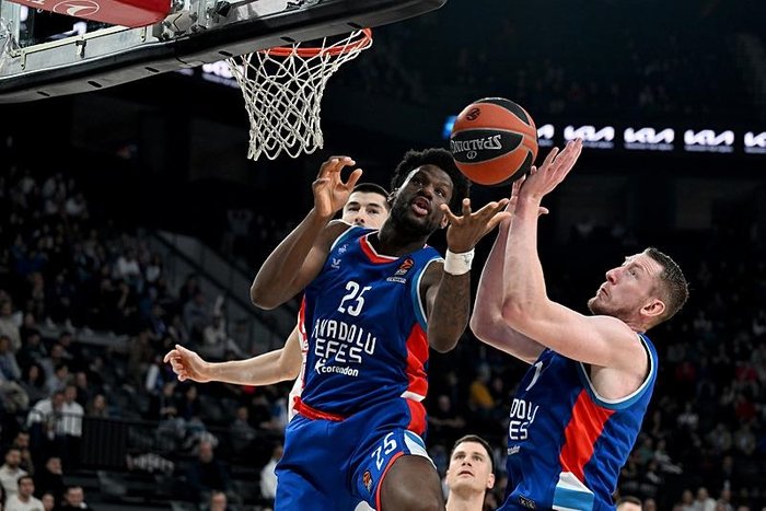 anadolu-efes-partizan-maci-izle-anadolu-efes-partizan-basketbol-maci-saat-kacta-hangi-kanalda-thy-euroleague-1734678687712.jpeg