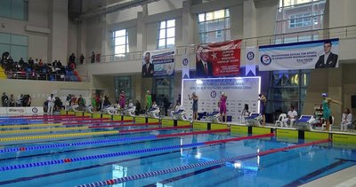 Yüzmede 13 Türkiye rekoru kırıldı