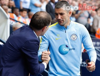 Fenerbahçe’ye transfer şoku! Kolarov...