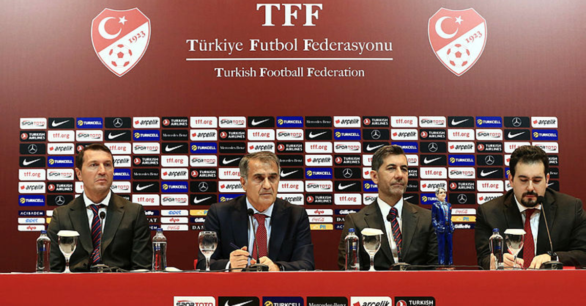 a milli futbol takimi nda flas ayrilik