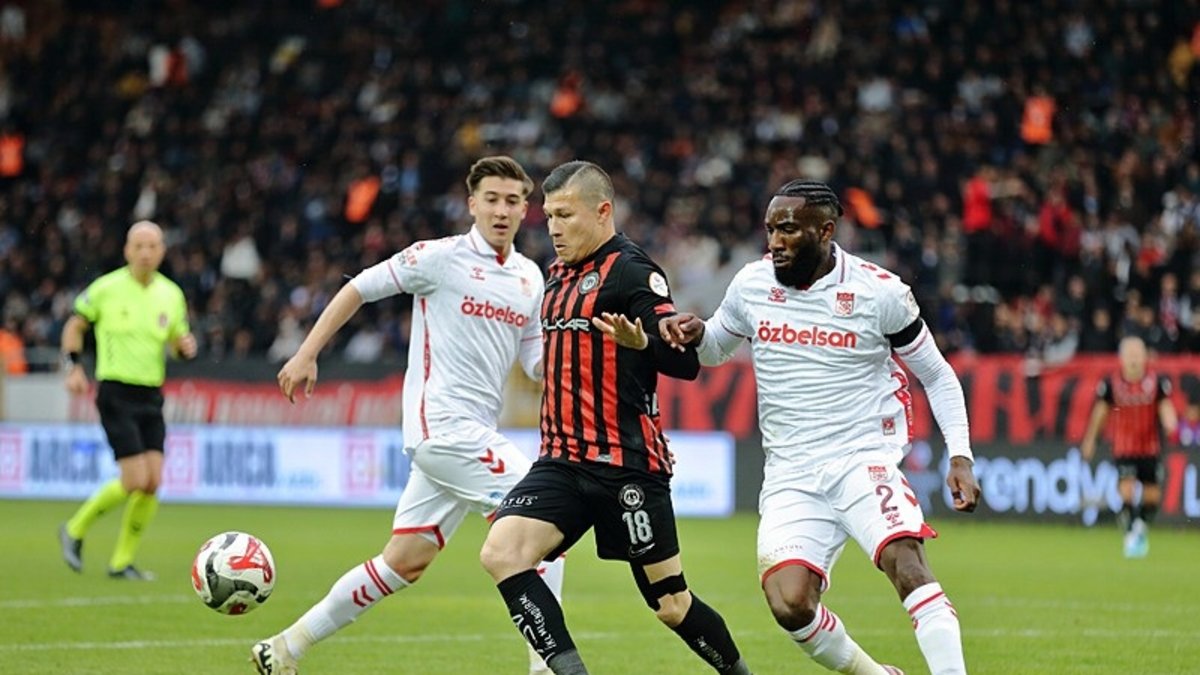 Arca Çorum FK evinde Özbelsan Sivasspor'u yendi!