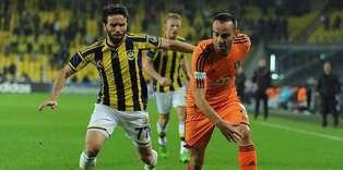 Semih Şentürk Başakşehir'den ayrıldı