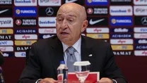 Özdemir korona oldu