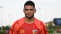 Bilal imzayı atıyor