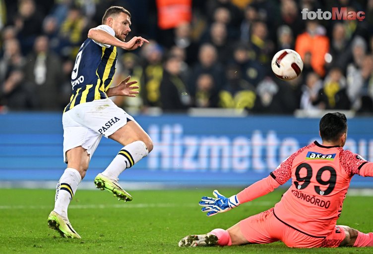 TRANSFER HABERİ: Boşnak golcü tavsiye etti! Fenerbahçe'ye yeni Dzeko
