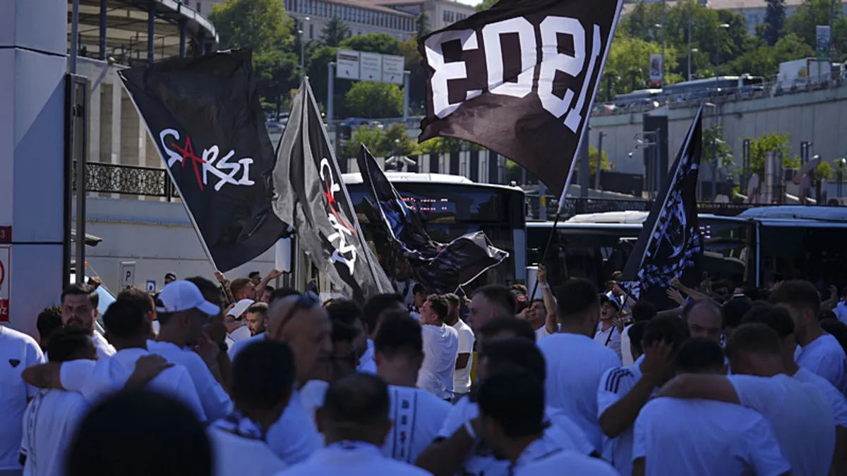 Beşiktaş taraftarı Kadıköy’de