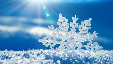Kar ile ilgili şiirler ve şarkılar 2024 | En güzel kar sözleri resimli, anlamlı, kısa - Kardır yağan üstümüze geceden şiiri
