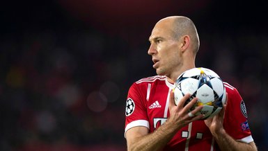 Futbolu bırakan Robben'e sürpriz teklif!
