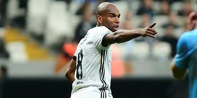 Ryan Babel'e büyük müjde!