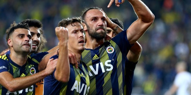 Fenerbahçe'nin yıldızı Vedat Muriç'e İtalya'dan talip çıktı