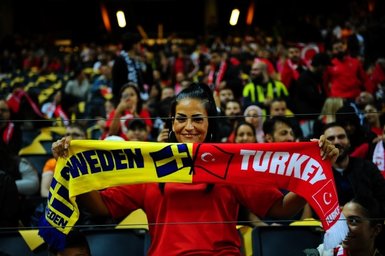 İsveç - Türkiye maçından kareler